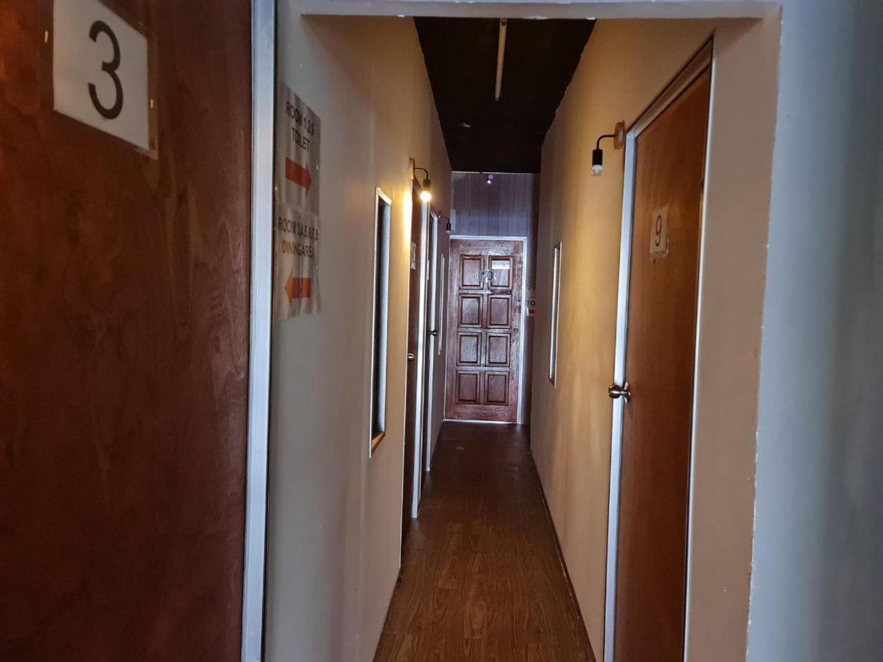 Ayden Hostel Airport Transit - Klia Szepang Kültér fotó