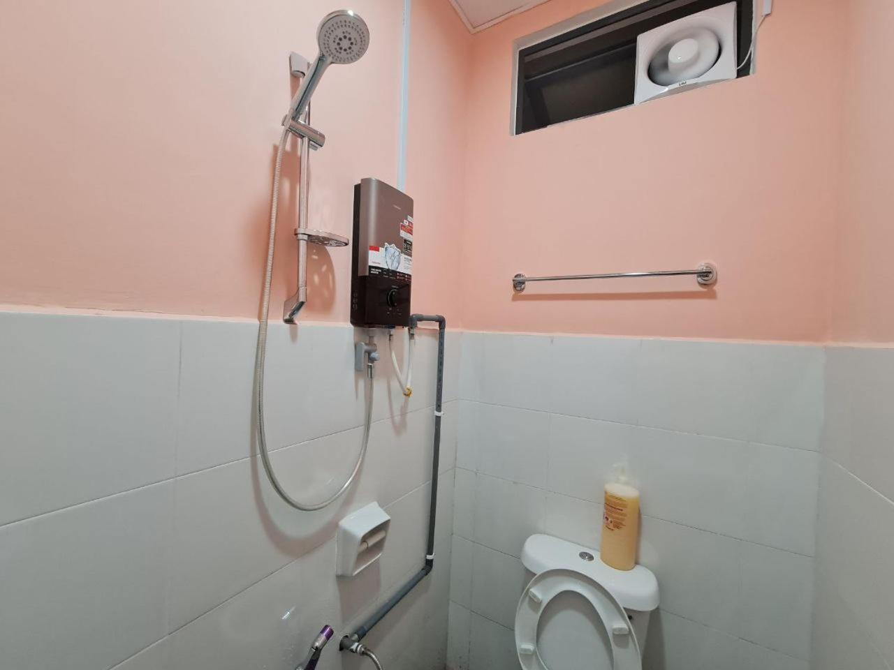Ayden Hostel Airport Transit - Klia Szepang Kültér fotó